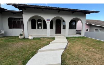 Francisco Beltrão -CASA EM ÓTIMA LOCALIZAÇÃO