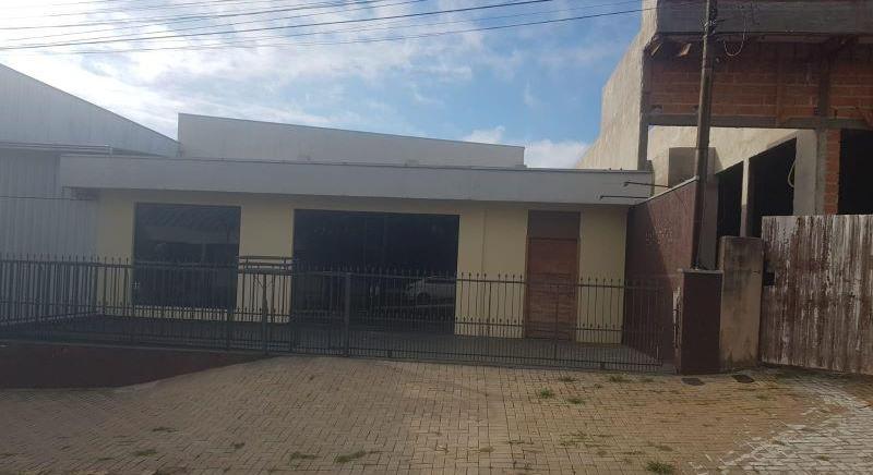 TELÊMACO BORBA - Casa Comercial